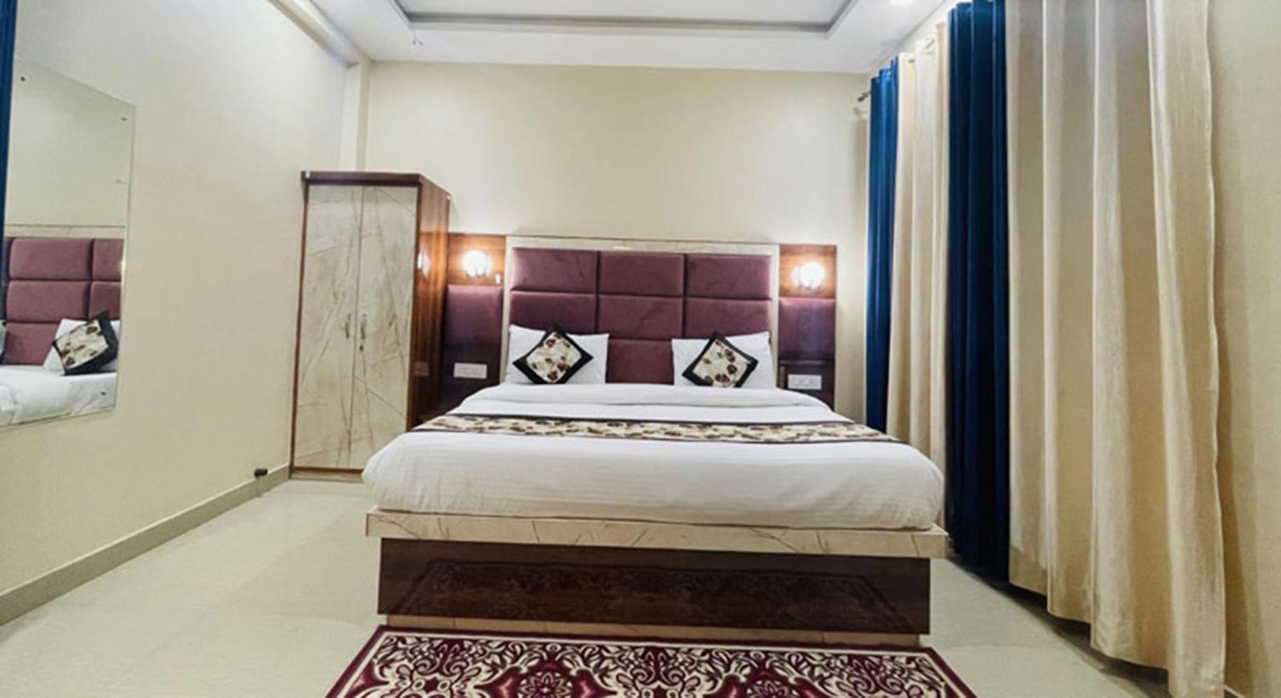 Apartmán The Five Dimension Agra  Exteriér fotografie